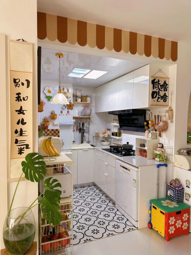 0平“老破小”但是看完装修我立马闭嘴了麻将胡了试玩网站免费上海一家四口挤在4(图3)